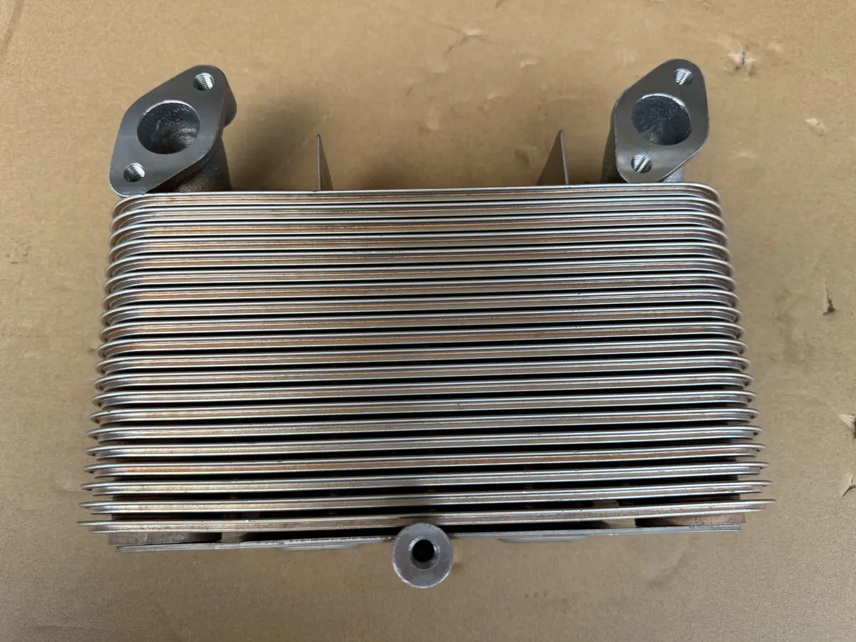 Doosan P158/P222/P180 engine oil cooler/Daewoo bus truck excavator generator set parts 65.05601-7135