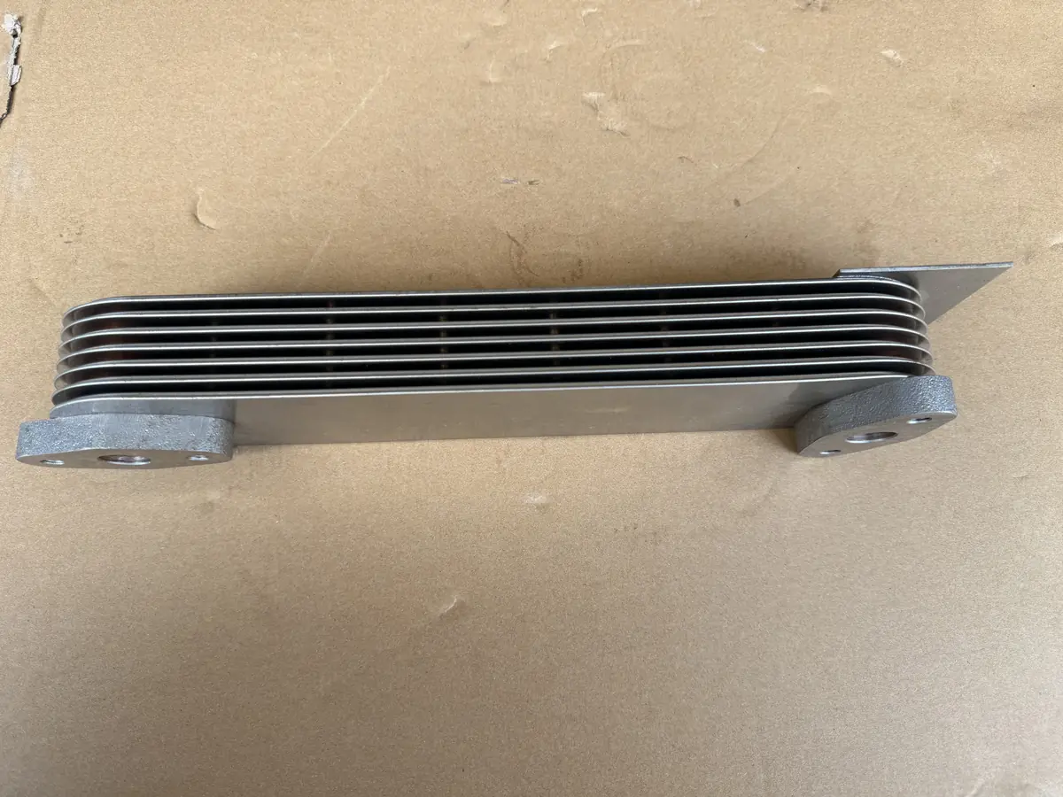 Doosan DL06 engine oil cooler element/Daewoo bus truck parts 65.05606-5032