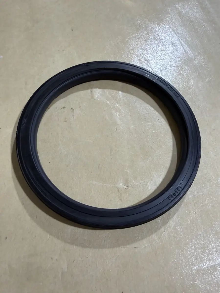 Doosan 401106-00442/65.01510-0040 Rear Oil Seal for DL06