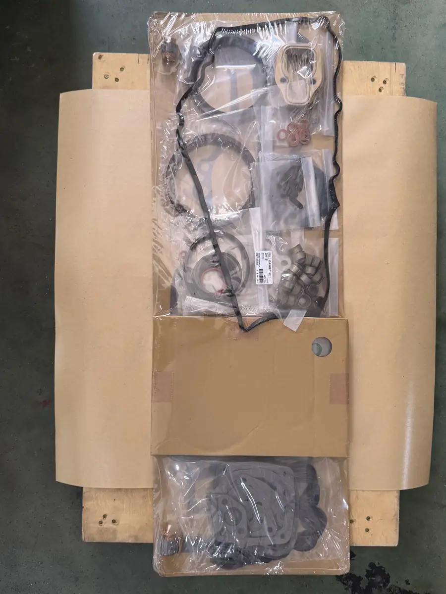 Doosan 65.00900-DV15 Engine Overhaul Gasket Kit for DV15