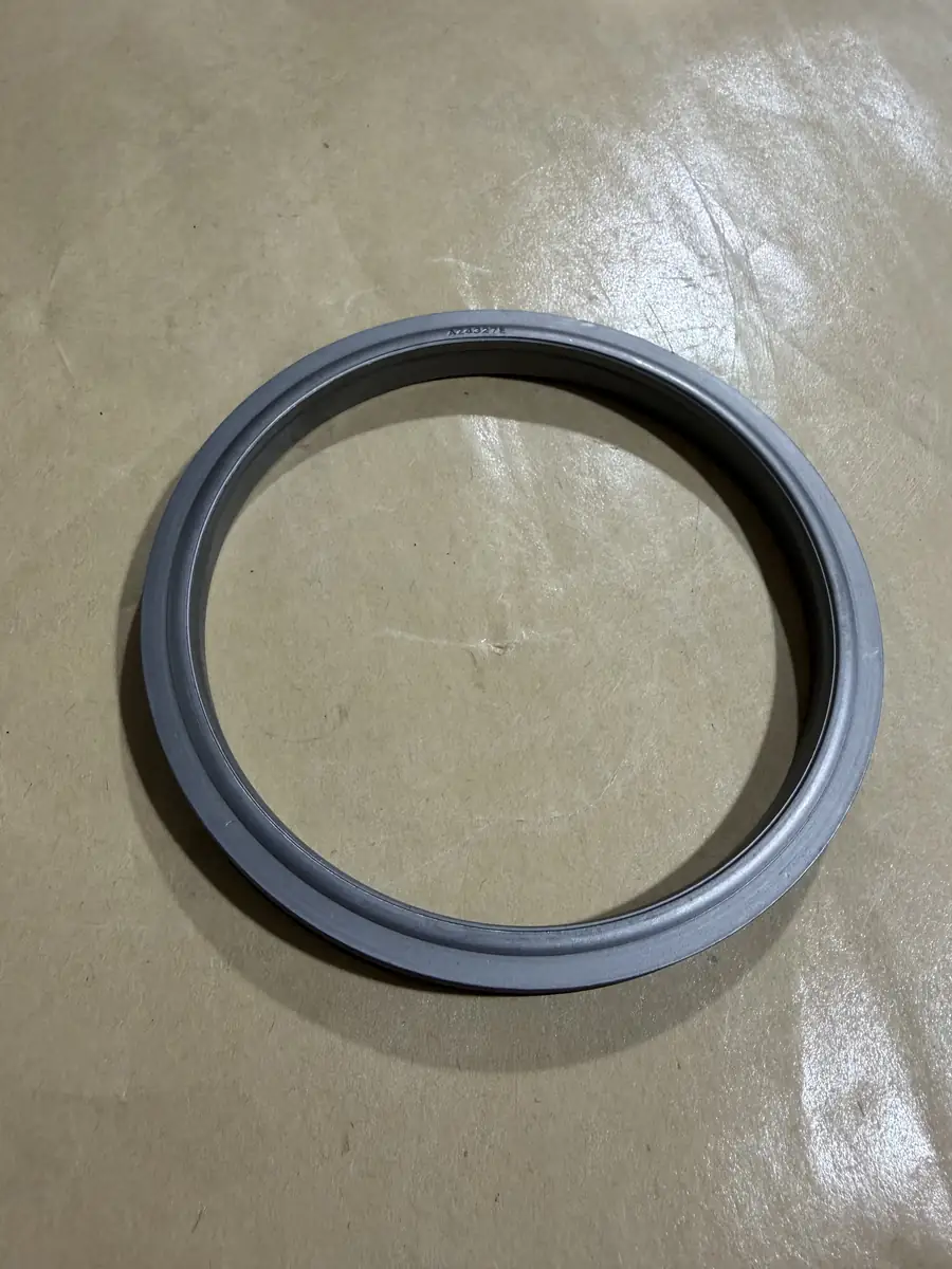 Doosan 65.01510-0037 Rear Oil Seal for DE08TIS