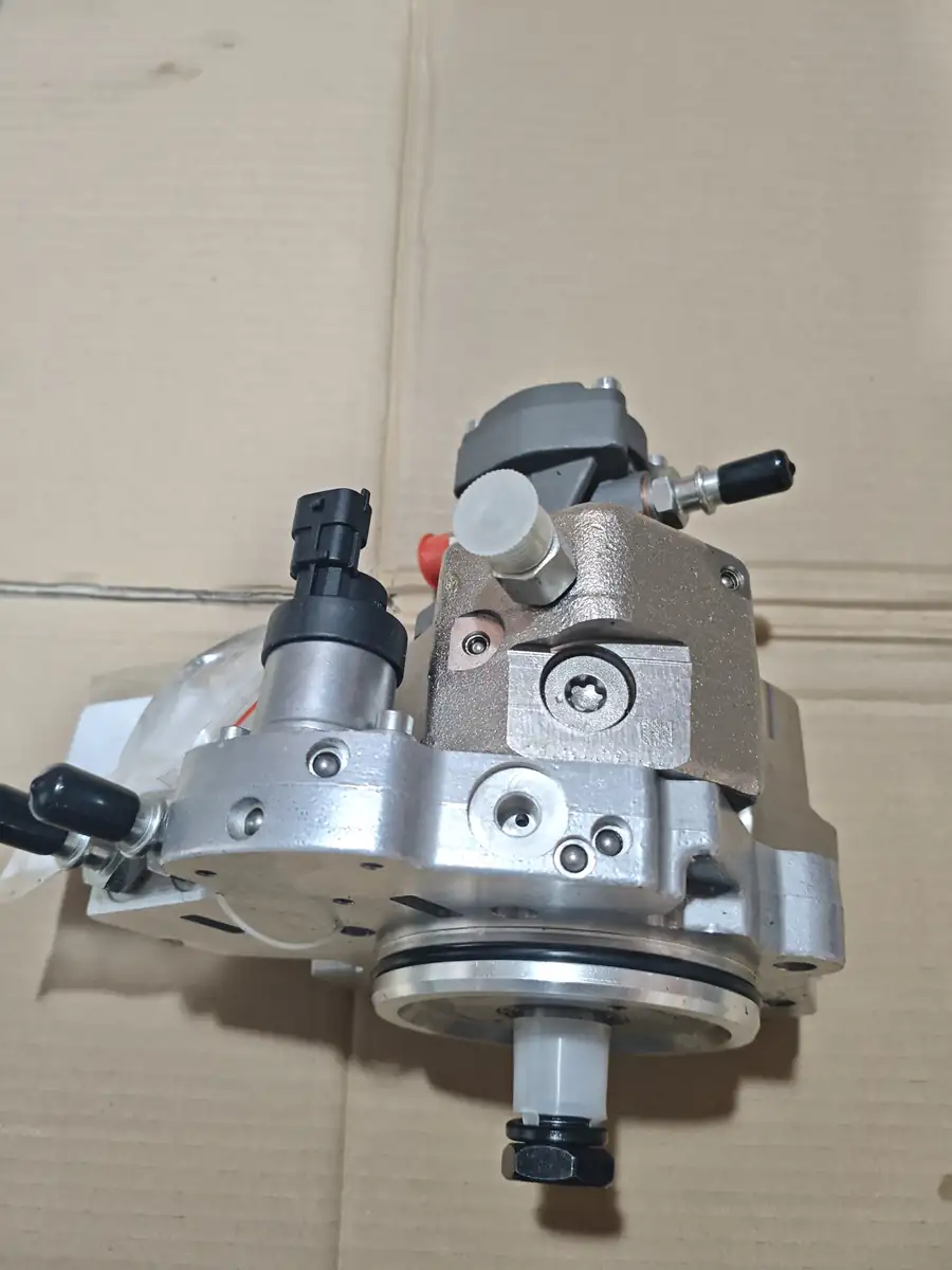 Doosan 65.10501-7002/0445020032 Injection Pump for DV11 Engine