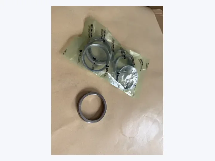 Doosan D1146/DE08TIS/P136/L136TIM engine intake valve seat/Daewoo bus truck excavator marine generator set parts 65.03203-1029