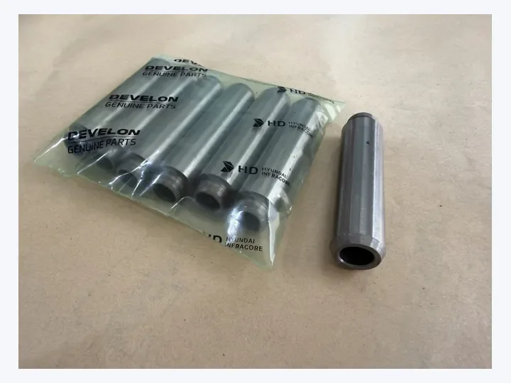 Doosan D1146/DE08TIS/P136/L136TIM engine valve guide/Daewoo bus truck excavator marine generator set parts 65.03201-1011