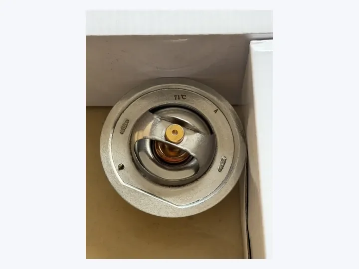 Doosan DB58/DL06 engine thermostat 71&deg;C/Daewoo bus truck excavator parts 65.06402-5015/300738-00084