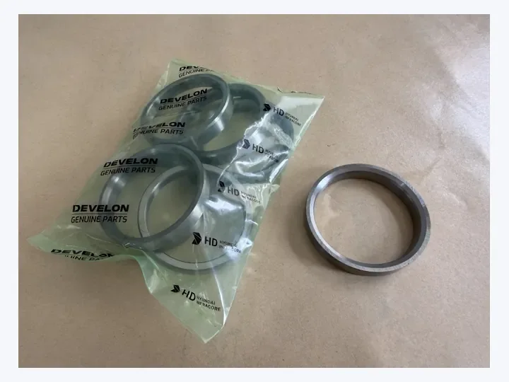 Doosan DE12/P126/L126TIM engine intake valve seat/Daewoo bus truck excavator marine generator set parts 65.03203-1043