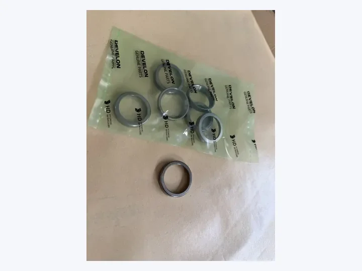 Doosan DL06 engine exhaust valve seat/Daewoo bus truck excavator marine generator set parts 65.03203-1063