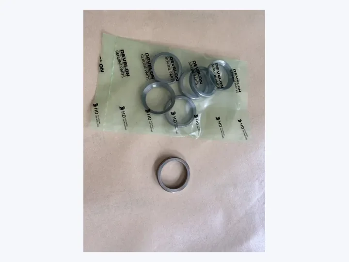 Doosan DL06 engine intake valve seat/Daewoo bus truck excavator marine generator set parts 65.03203-1062