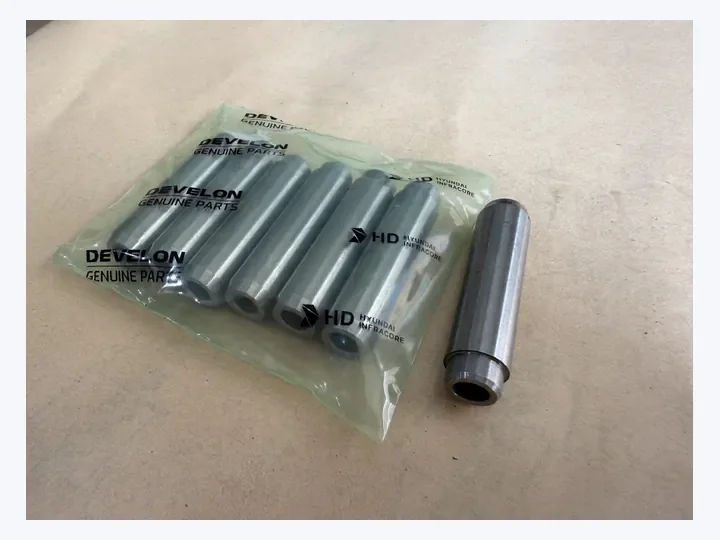 Doosan DL06 engine valve guide/Daewoo bus truck excavator marine generator set parts 65.03201-1016