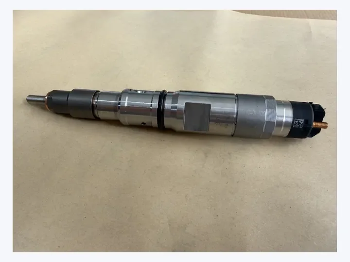 Doosan DL08 EURO03 engine fuel injector/Daewoo bus truck excavator marine generator set parts 65.10401-7001