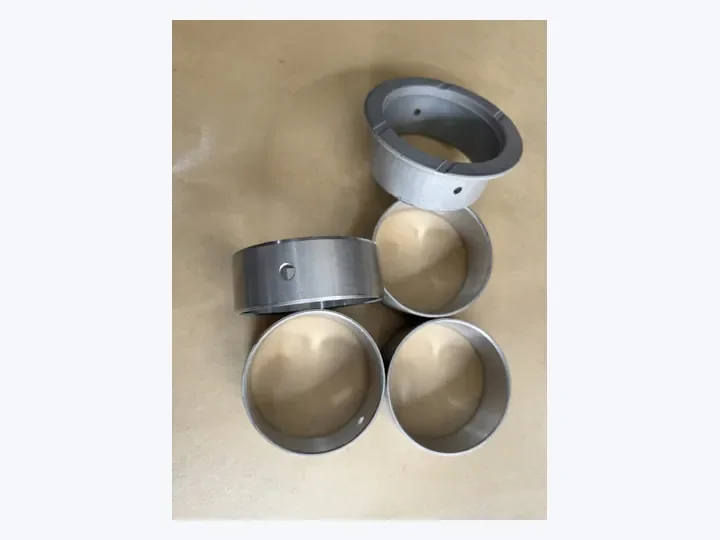 Doosan DV15/P222/P180/P158 engine Camshaft Bush/Daewoo bus truck excavator marine generator set parts 65.04410-0078(1 hole) 65.04410-0079/65.04410-0018(2 holes)