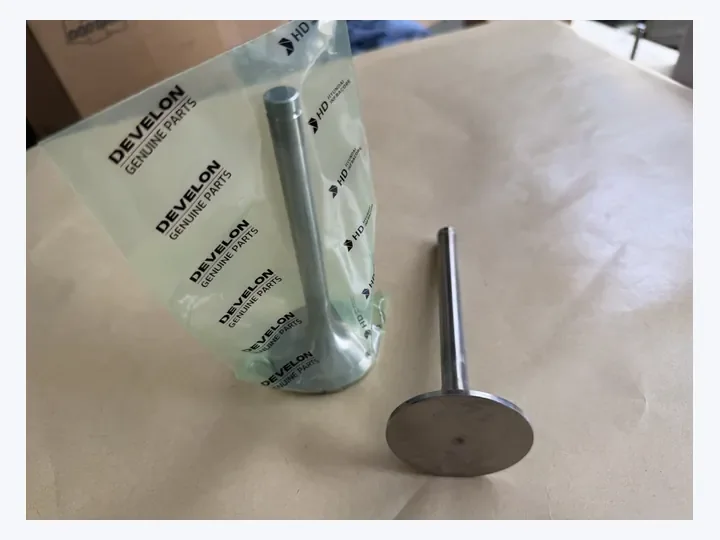 Doosan DV15/P222/P180/P158 engine intake Valve/Daewoo bus truck excavator marine generator set parts 65.04101-0375