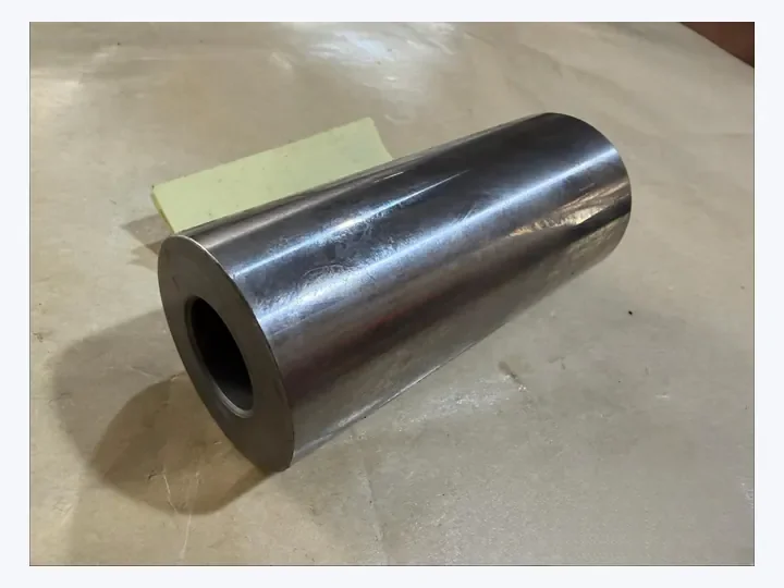 Doosan DV15T/P180/P222/P158 piston pin/Daewoo bus truck excavator marine generator set parts 65.02502-0081
